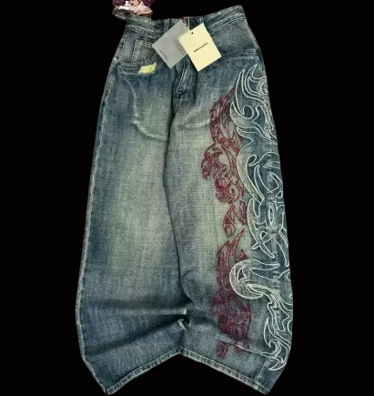 "Fallen" Jeans